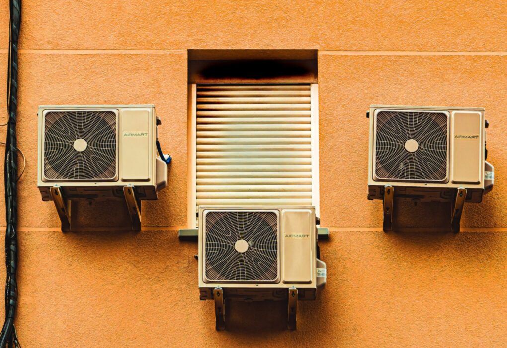 How to Repair an Air Conditioner That Isn't Blowing Air